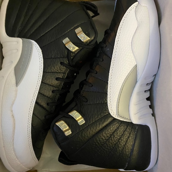 Nike Air Jordans 12’s Retro Playoffs (GS) - Picture 2 of 16